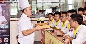 邯郸新东方烹饪学校老师小班教学授课